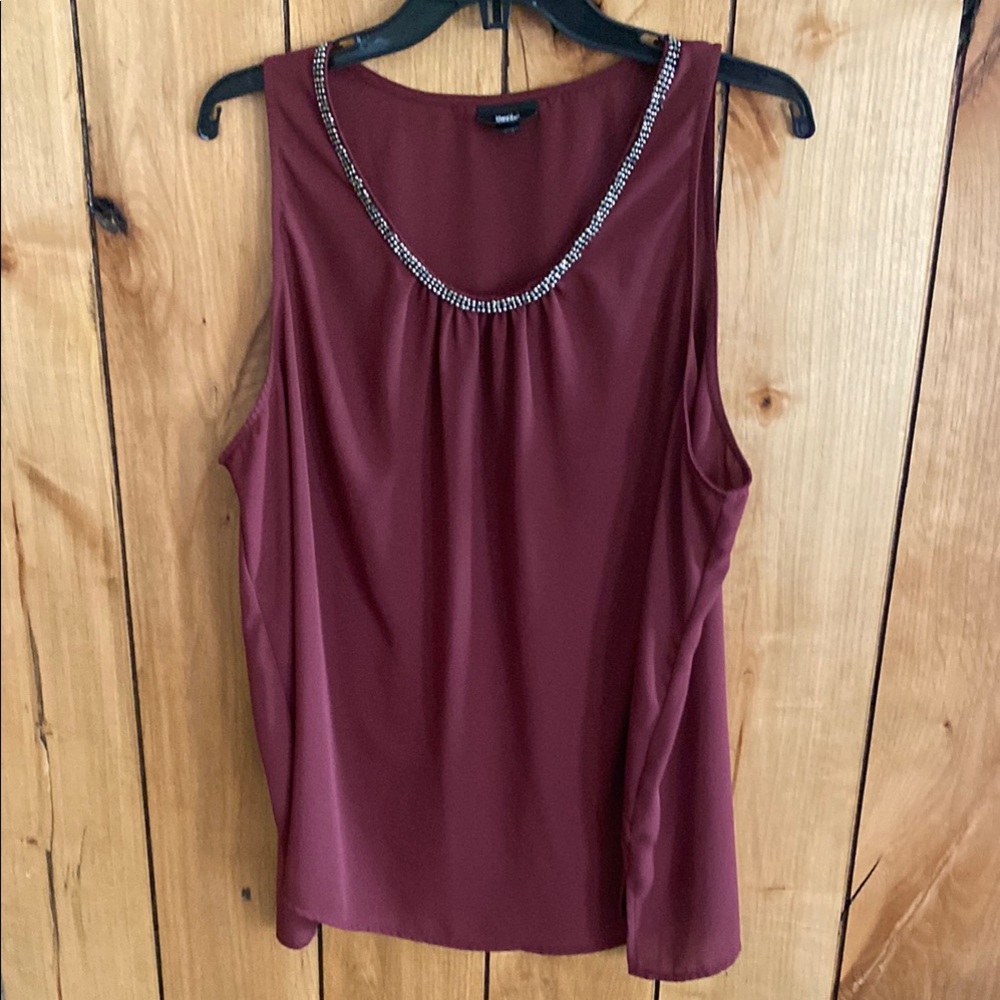 Women's Burgundy Sleeveless Top